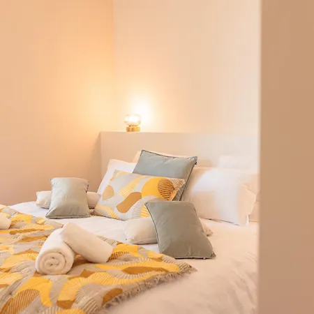 Maison Gabrielle לינה וארוחת בוקר