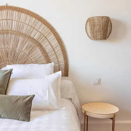 לינה וארוחת בוקר Maison Gabrielle *